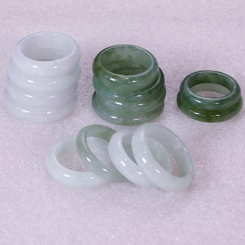 File:Jadeite display.jpg - Wikipedia